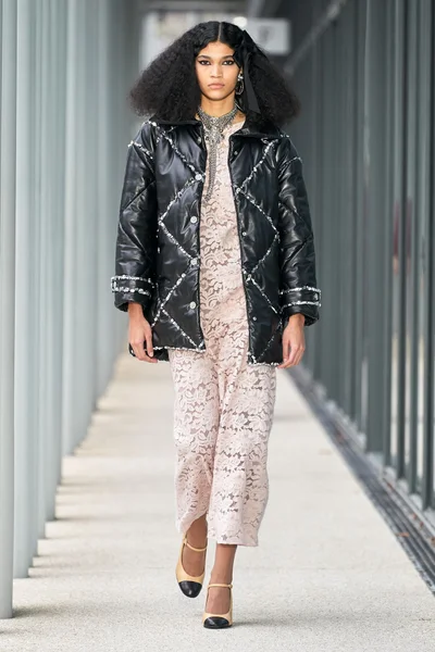 Look 39